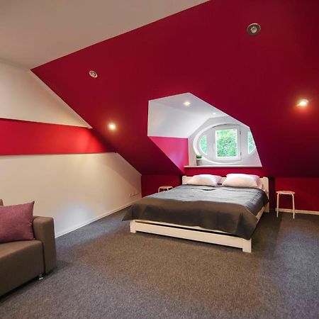 Friends Hostel Lviv Rustaveli Str Экстерьер фото